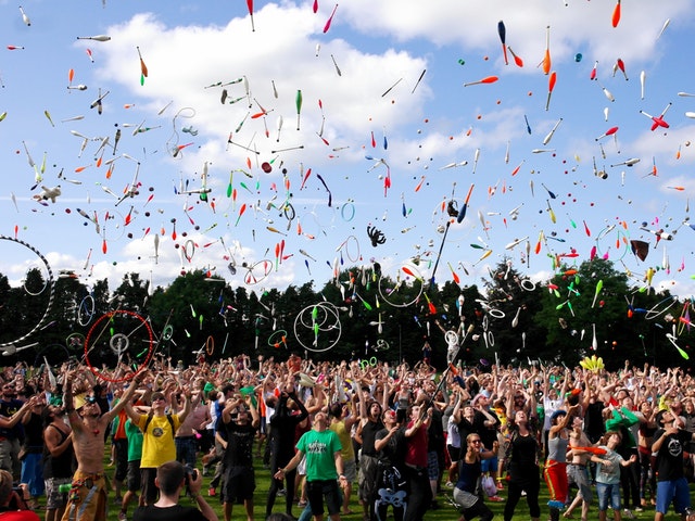 Besökare på en festival